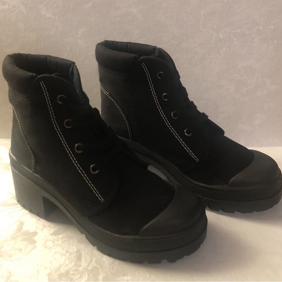 🆕 CHINESE LAUNDRY’s ON YOUR FEET Brand Women's Black Ankle Boots Size 6 -New- - Picture 13 of 14